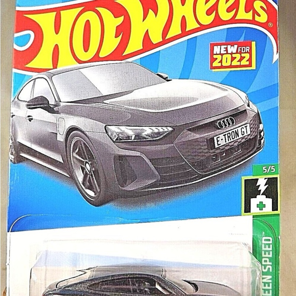 Gray Audi E-Tron GT Toy Car